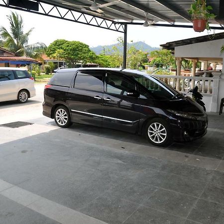 Teruntum 96 Guest House Kuantan Exterior photo