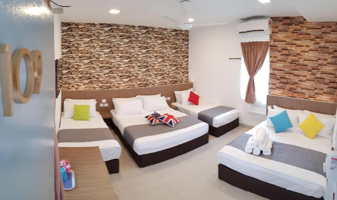 Teruntum 96 Guest House Kuantan Exterior photo