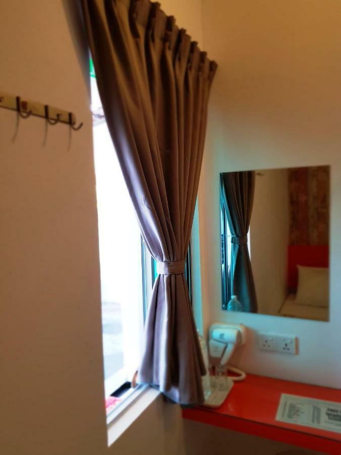 Teruntum 96 Guest House Kuantan Exterior photo